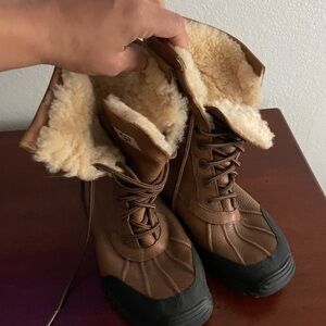 Ugh Adirondack boot
